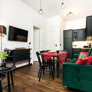  Apartament Wooden Horse - New - Old Town